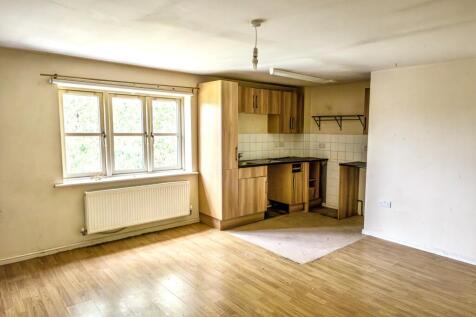 29 Cornwall Close, Tetbury, Gloucestershire, GL8 8JD