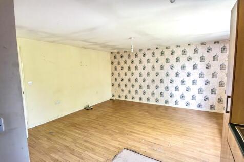 29 Cornwall Close, Tetbury, Gloucestershire, GL8 8JD