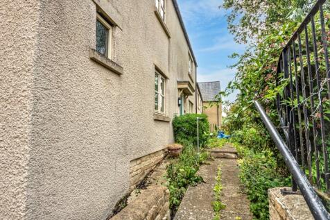 29 Cornwall Close, Tetbury, Gloucestershire, GL8 8JD