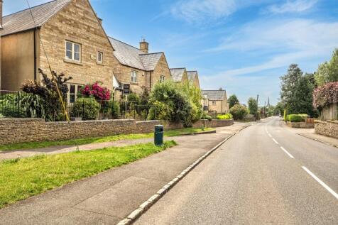 29 Cornwall Close, Tetbury, Gloucestershire, GL8 8JD