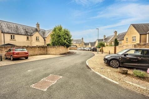 29 Cornwall Close, Tetbury, Gloucestershire, GL8 8JD