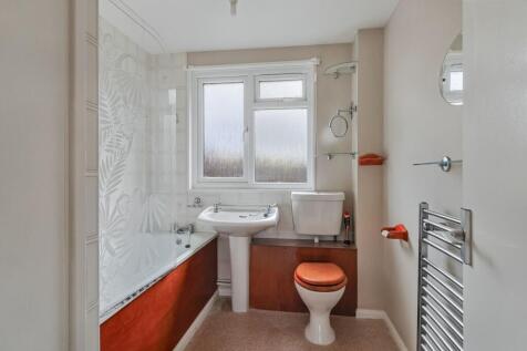 6 Butler Close, Salisbury, SP2 8AZ