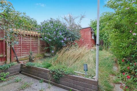 6 Butler Close, Salisbury, SP2 8AZ