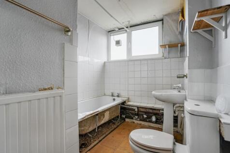 26 Halsmere Road, Camberwell, London SE5 9JQ