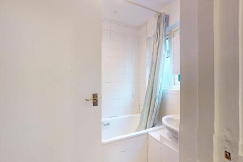 Flat A, 98 Lowden Road, Herne Hill, London, SE24 0BQ