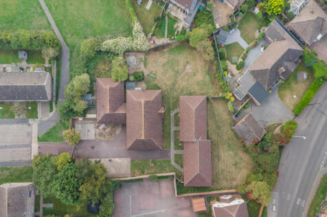 The Staithe, Holmes Drive, Wisbech, Cambridgeshire, PE13 3TJ