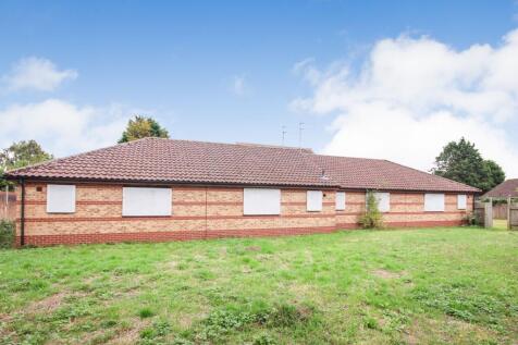 The Staithe, Holmes Drive, Wisbech, Cambridgeshire, PE13 3TJ