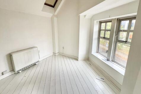 1-6 West End House, Marshfield Road, Chippenham, SN15 1JZ