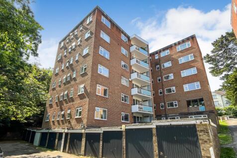 Guildford Court, 29 Surrey Rd, Bournemouth BH4 9HP