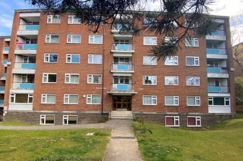 Guildford Court, 29 Surrey Rd, Bournemouth BH4 9HP