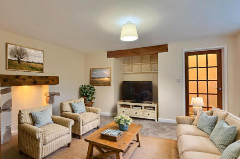 IMG_4265 - Living Room - Farmhouse - 77.jpeg