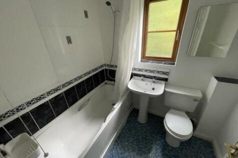 bathroom.jpeg