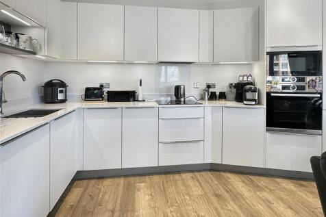 Kitchen area (2)