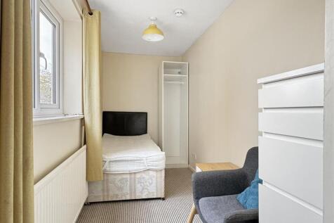 Bedroom.jpg