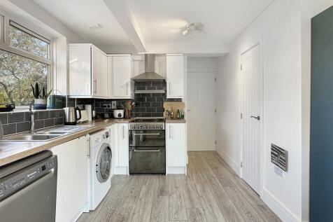 Kitchen (2)