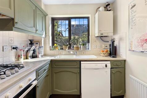 Kitchen (2)