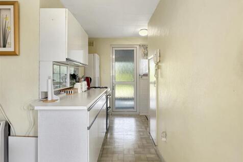 Kitchen (2)