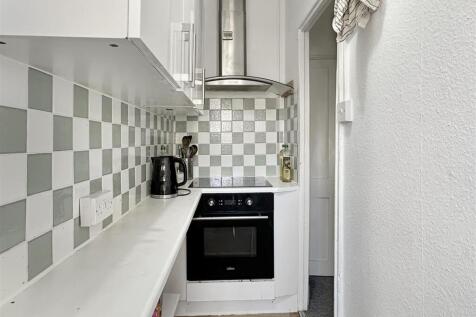 Kitchen (2)