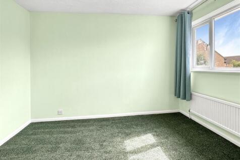 Bedroom (2)