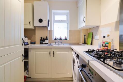 Kitchen (2)
