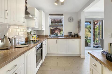 Kitchen (2)