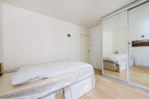 Centre Point House