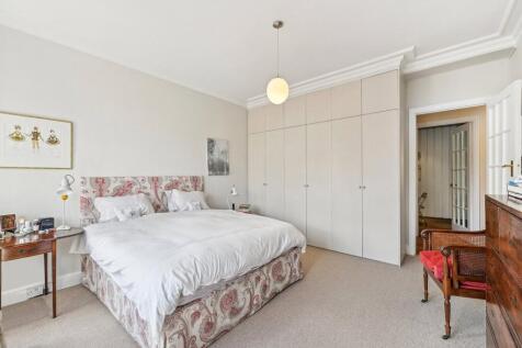 Oakwood Court