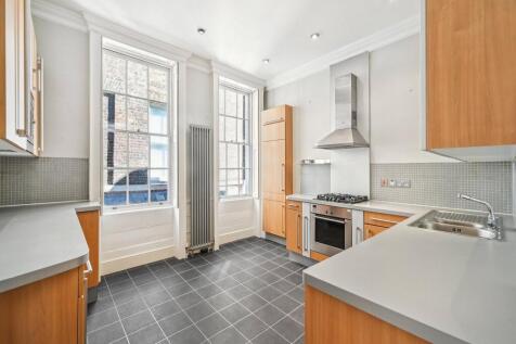 Earlham Street