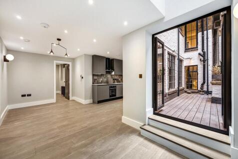 Beak Street