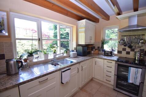 Kitchen / Breakfast Room