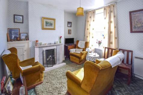 Front Sitting Room