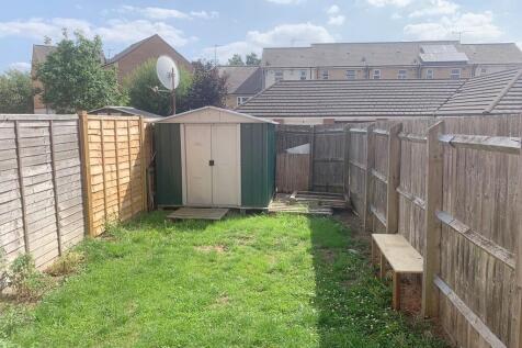 Stowe drive garde...