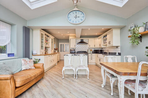 Edward Knight 202...