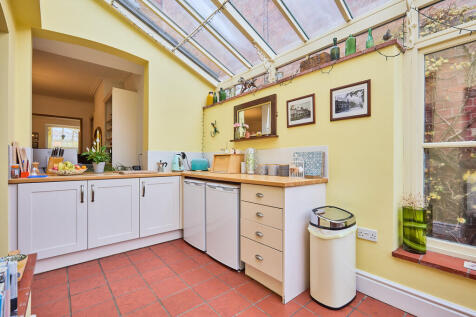 Edward Knight 202...