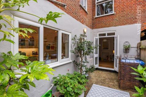 Property Image 32