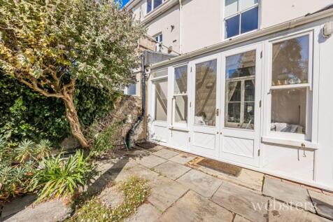 Property Image 38