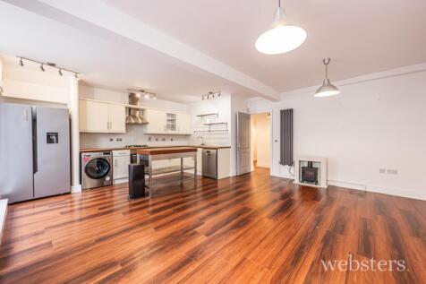 Kitchen / Lounge / Diner