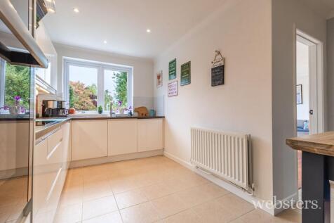Kitchen / Breakfast Room