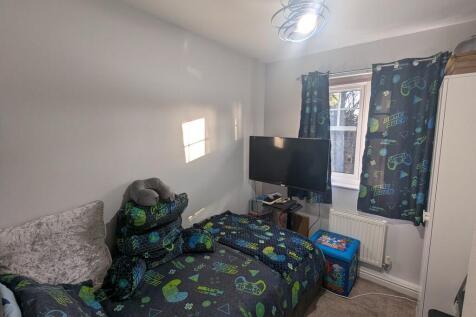 PXL_20251202_1356...