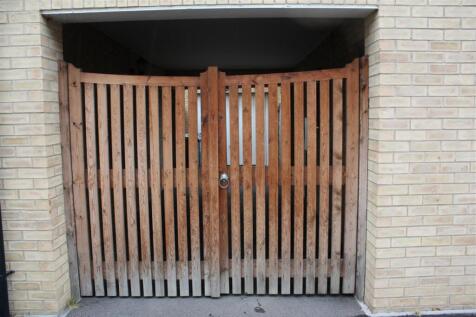 Single garage