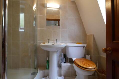 Ensuite shower room