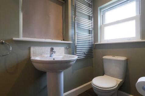 Ground Floor Shower