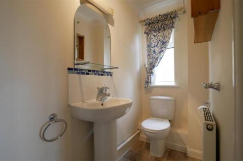 Ensuite shower room