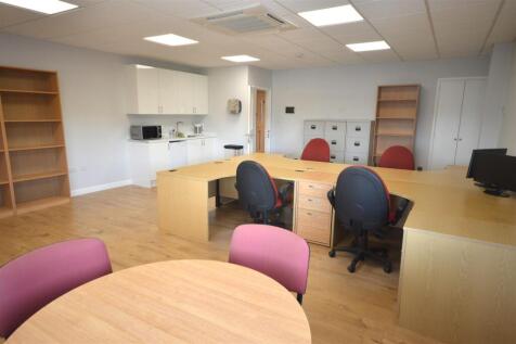OFFICE 4.JPG