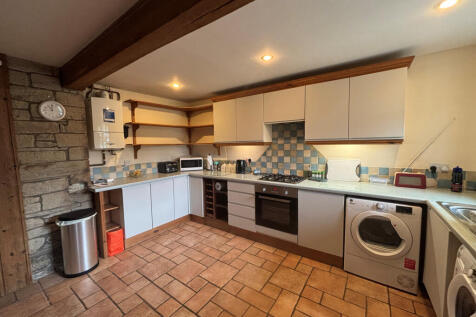 2 threshing barn kitchen