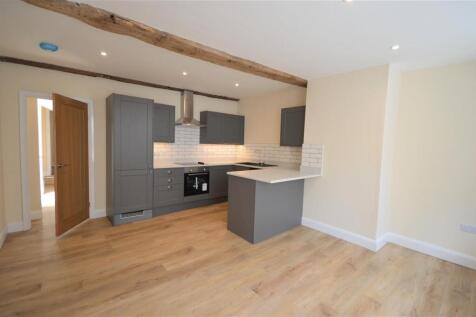 KITCHEN LVING AREA