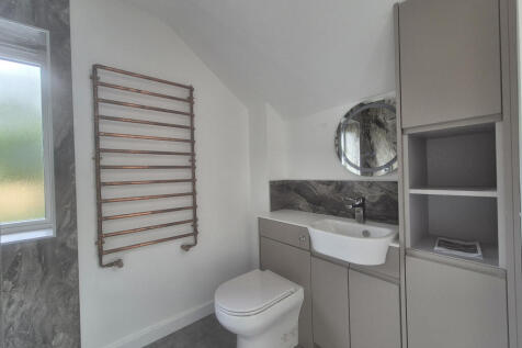 En-Suite 1