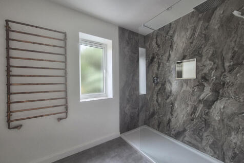En-Suite 2