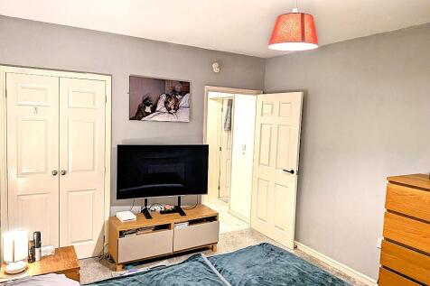 Double Bedroom