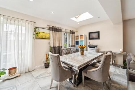 Living/Dining Kitchen